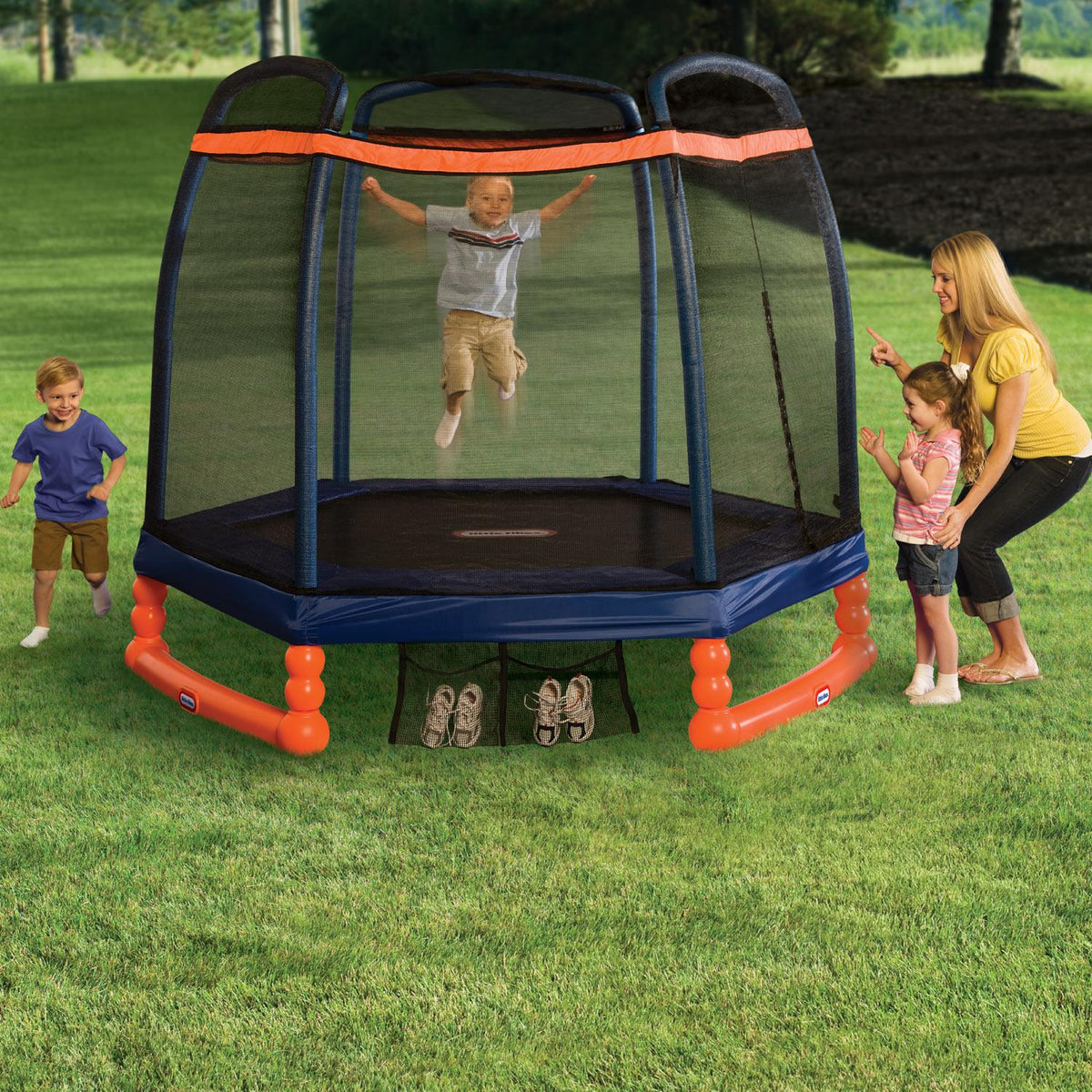 7ft. Trampoline with Safety Net Enclosure