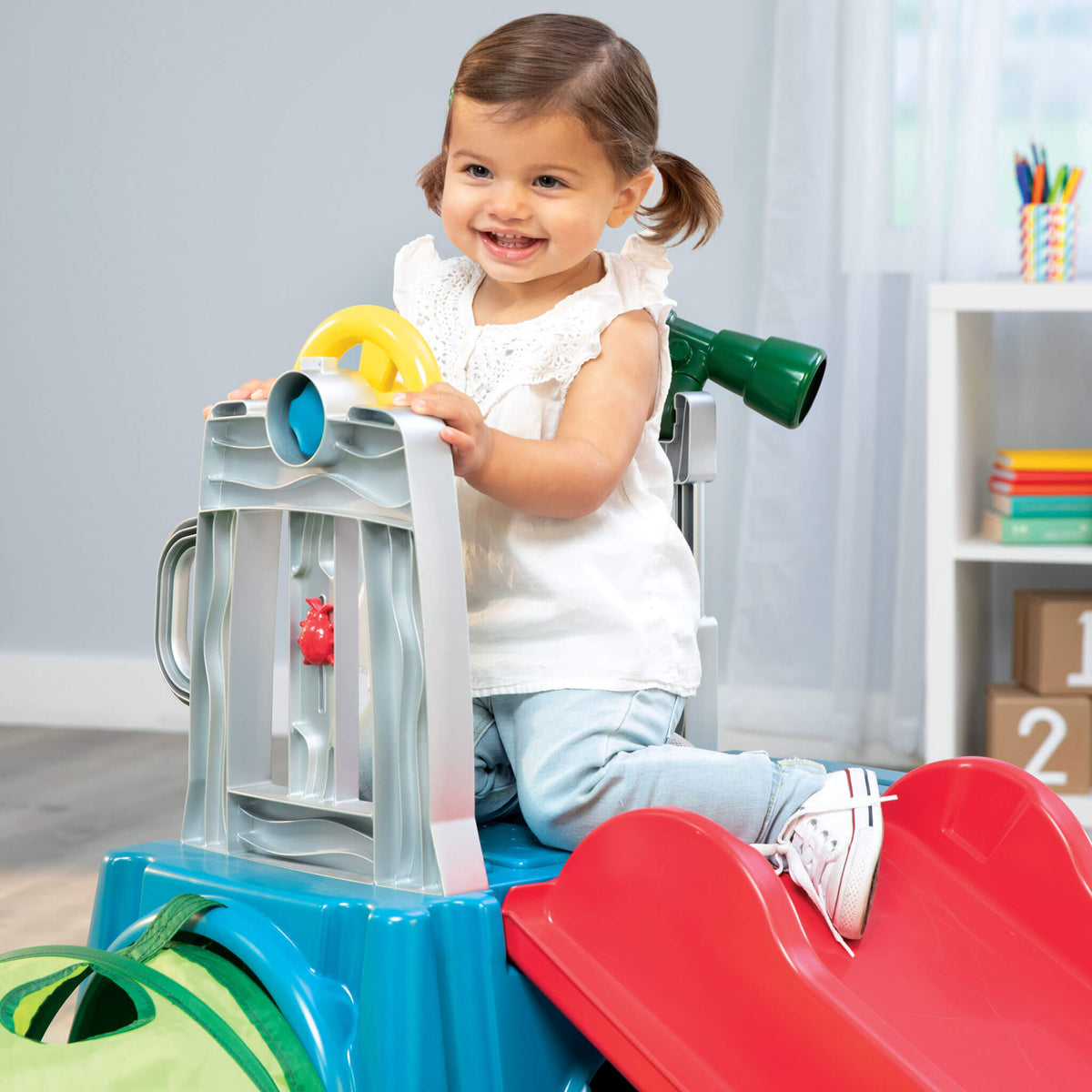 Easy Store™ Slide & Explore